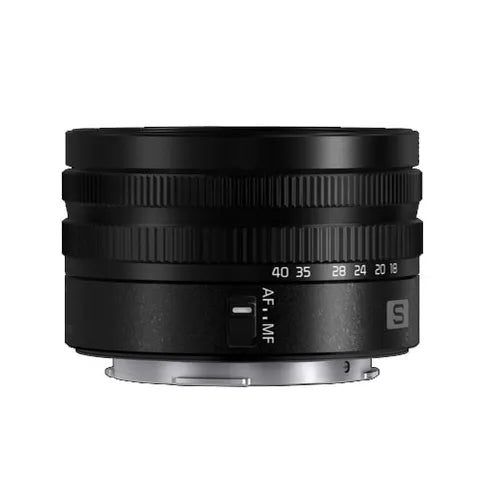 Panasonic Lumix DC-S5D + 18-40mm F/4.5-6.3
